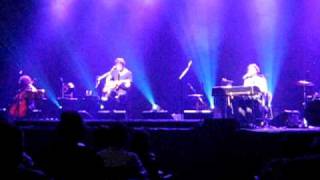 Celebrity flight of the conchords live clip: epileptic dogs Wealth