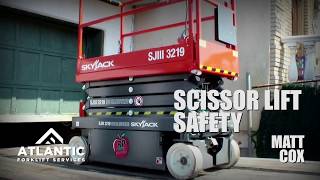 Scissor Lift Safety by Atlantic Forklift Services 232 views 5 years ago 1 minute, 17 seconds