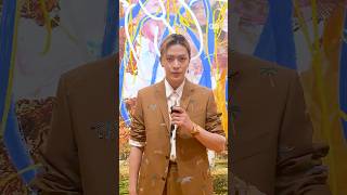 #市川團十郎 と #YUTA (NCT)がジェフ・クーンズの展覧会に訪れた。