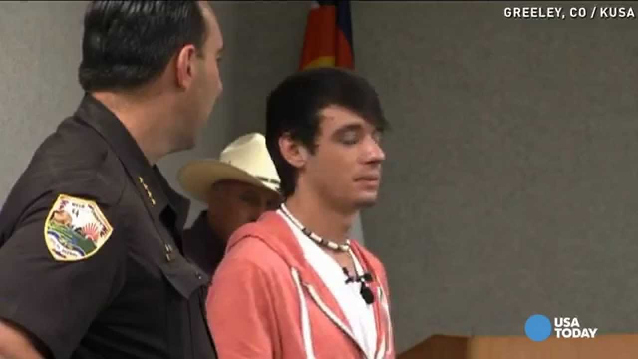 See stranger's amazing gesture to fallen officer's son