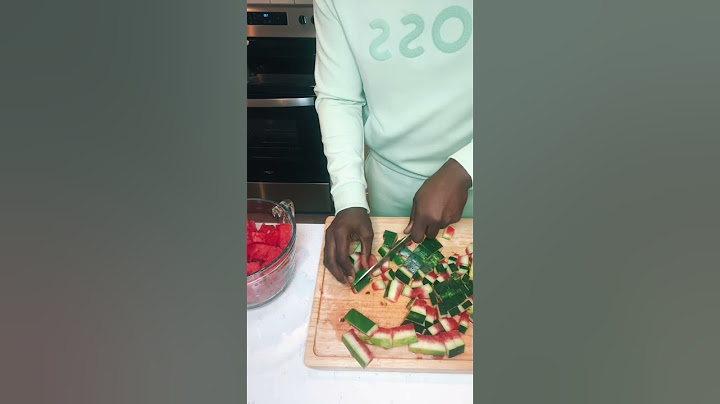 Juicing the whole watermelon | skin, rind & seeds #watermelon #health #juice
