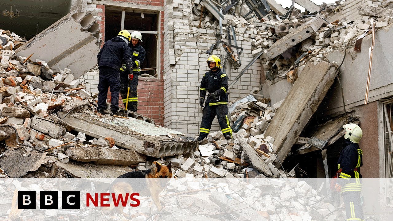Ukraine war: Russian missile attack kills 15 in Chernihiv |  BBC News