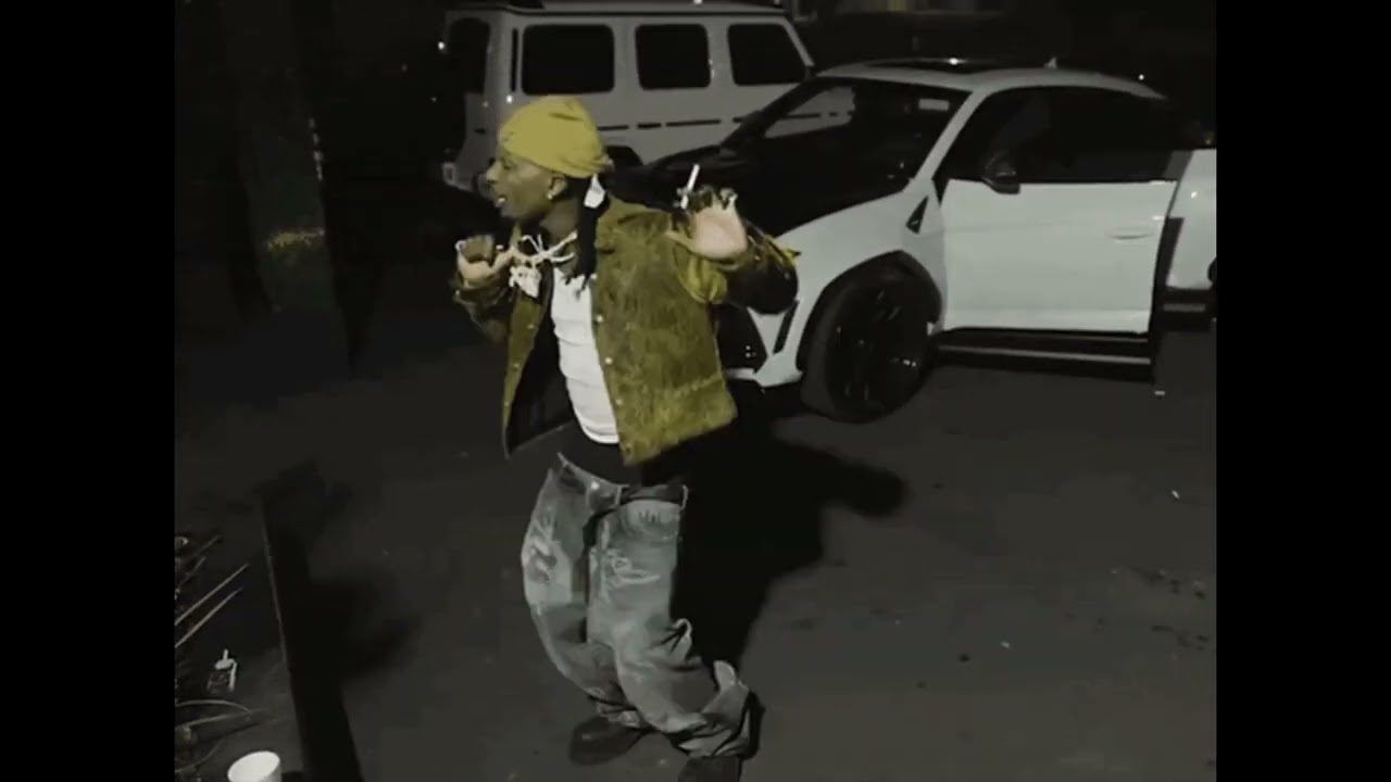 [FREE] Playboi Carti - ur the moon typebeat