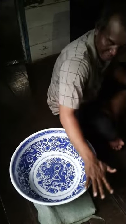 GUCI NAGA TIMBULKAN BUNYI