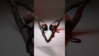 🇺🇦 Model poses for photoshoot📸 Rhythmic gymnastics. Models Polina and Valeriia