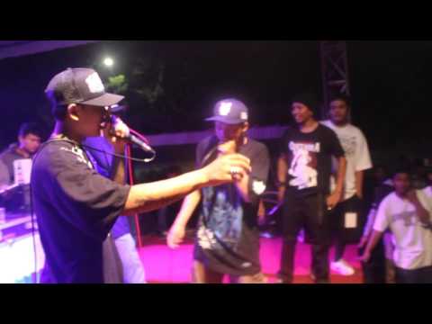 LOS PAKUALAMOS - LIFE STREET ON MY WAY LIVE BLITAR