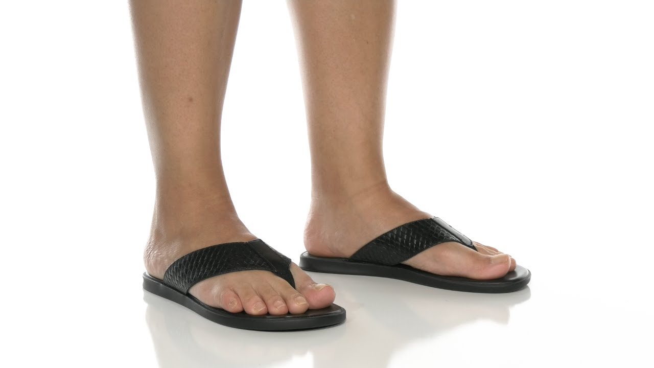 Vince Camuto Waylyn Leather Thong Sandal SKU: 9901223 - YouTube