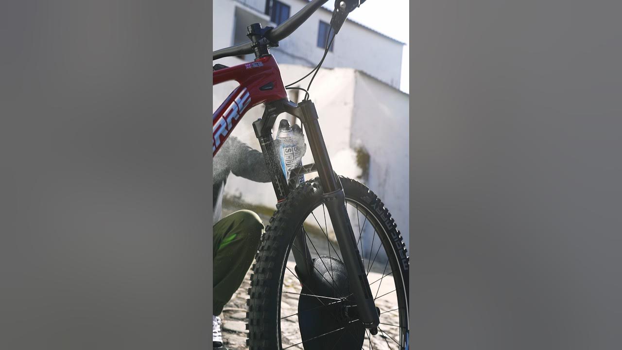 SMOOTHER SUSPENSION? USE MUCOFF SILICON SHINE TO MAXIMISE YOUR BIKES
