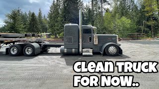 The sun has finally come out in the northwest and we have steel to haul in the 2022 389 Peterbilt