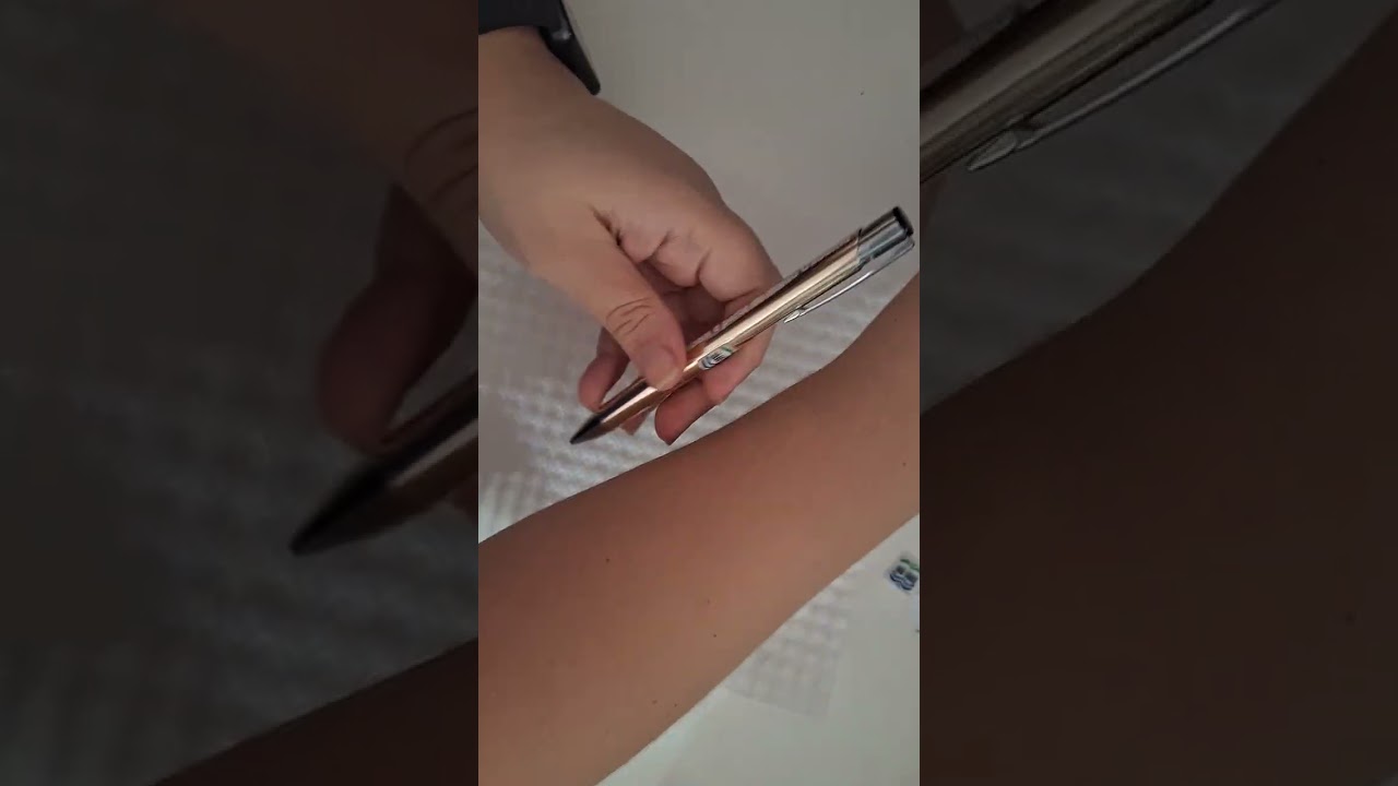 Aplicação de DTF UV em caneta metálica 