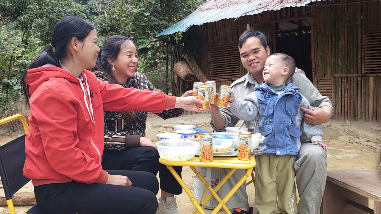 С Новым годом! Хиен очень тронута, видя, как счастлива семья Дуен