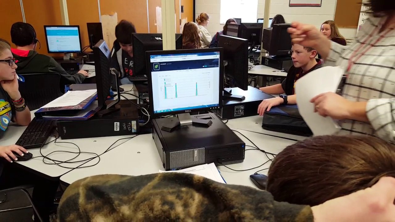 Teaching Tech to Students - YouTube