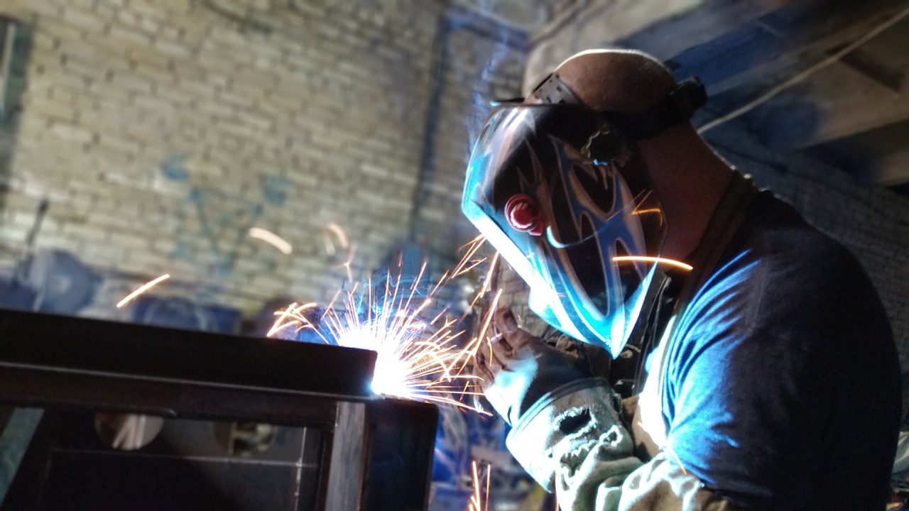 Из сварщиков в программисты и обратно