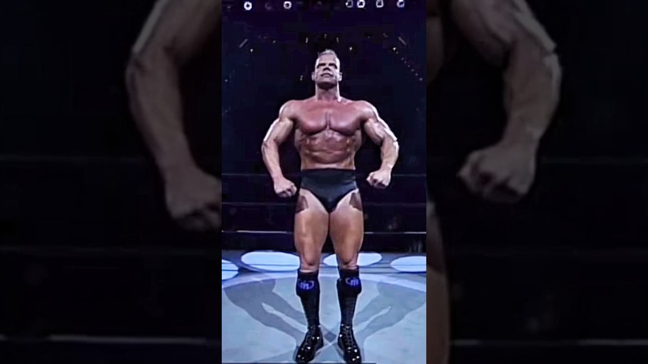 26 years ago 💪🏼💪🏼 Elizabeth presents the rebirth of Lex Lugar on Nitro - 1999