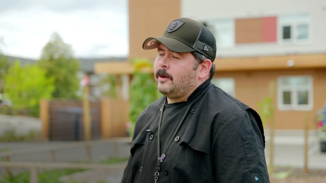 Благотворительность: Outdoor Living Today жертвует садовую грядку в дом исцеления Snpaʔx̌təntn в ...