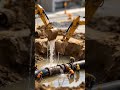 Excavator Ini Menggali Lubang Raksasa, Tapi Ada yang Aneh! #Shorts #excavator