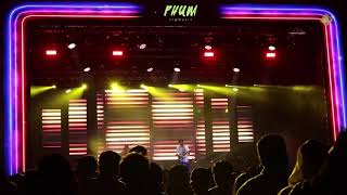 Phum Viphurit - Adore (Live)