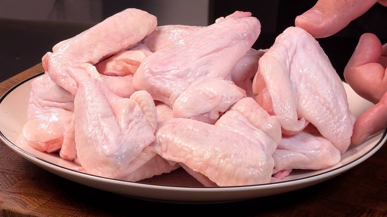 Diese Hähnchenflügel, die auf der Zunge zergehen, sind das perfekte Weihnachtsrezept!