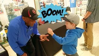 Rock/Paper/Scissors with Detroit Lions legend Billy Sims!!