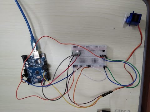Heat Monitoring Arduino System (Temperature Sensor and Flashing Light For Safety) | Arduino Projects