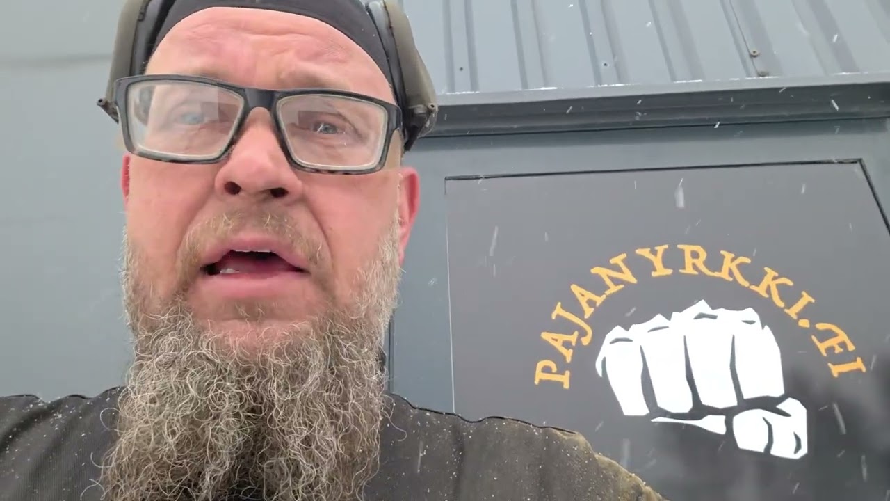 Kauhan korjaushommia ja pikku raporttii muutenkin.