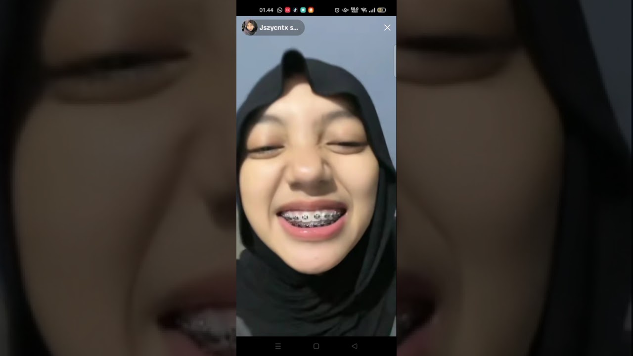 jilbab promosi lidahnya lancar ketua