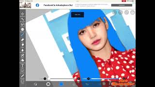 Lisansa Mavi Saçlı Oldu