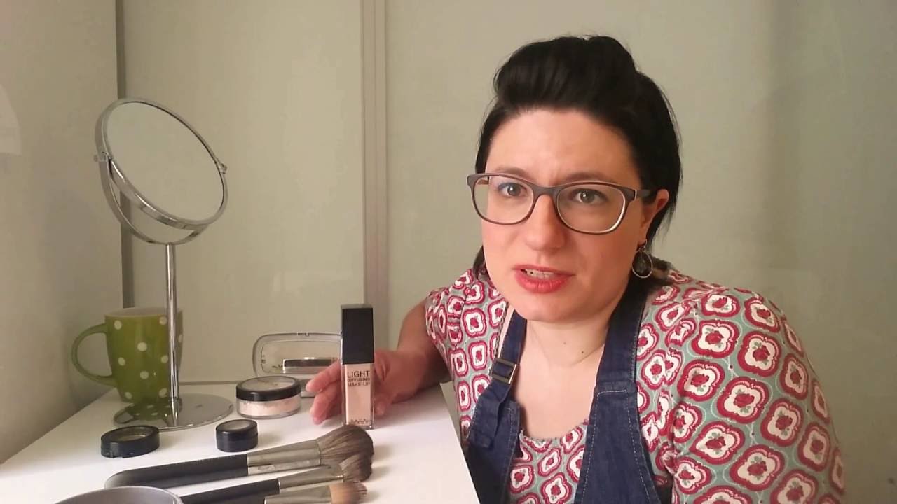 Ist Make up schlecht für die Haut? Profi Hautpflegeartist Eva Glöckner PURITY Kosmetikstudio München