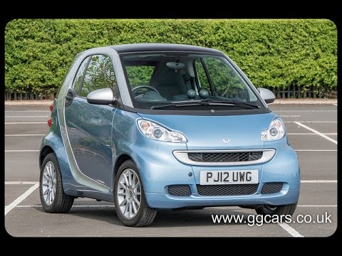 2012-12-smart-fortwo-coupe-passion-mhd-softouch-auto