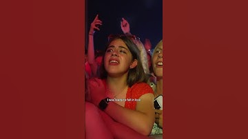 Thumbnail of tears in the crowd at Isle of Wight festival last night ❤️