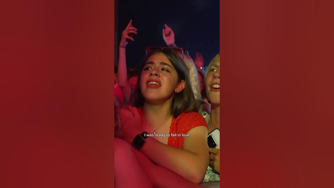 tears in the crowd at Isle of Wight festival last night ❤️