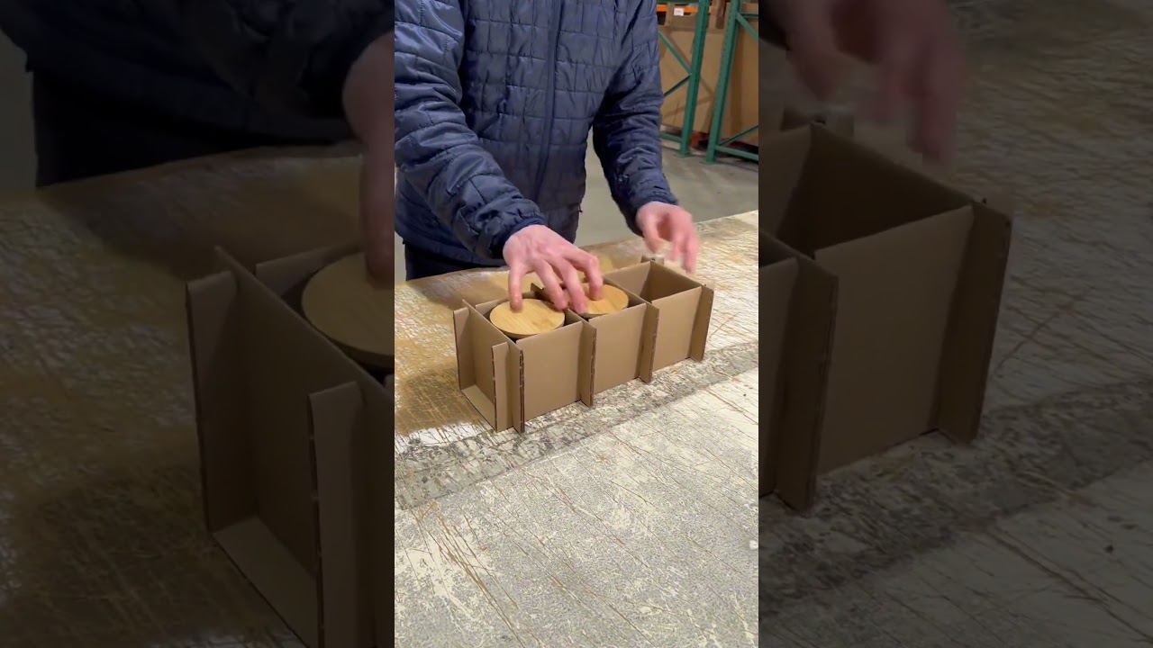 With our Nordic Ceramic Jar 3 - Pack Shipping Box, you can say goodbye to bubble wrap!🖤