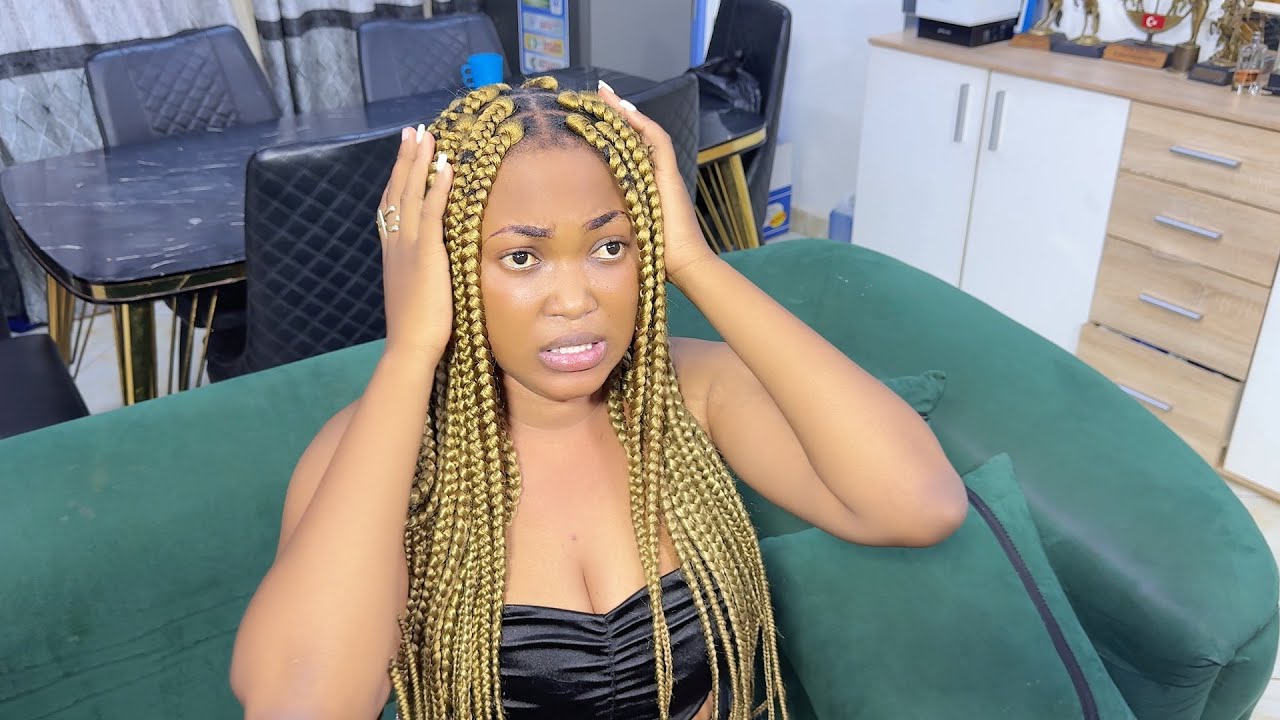 IL ME SURPREND AVEC SA FEMME 