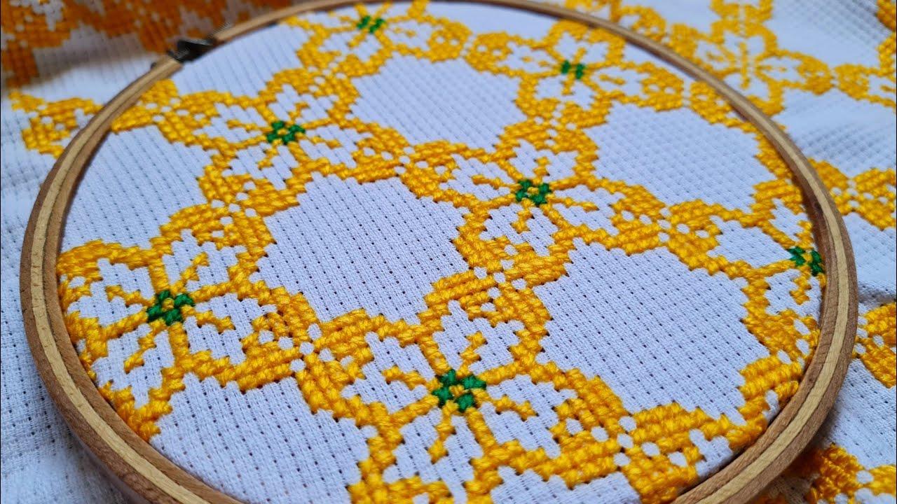 آموزش الگوی جدید و مقبول یخن گراف(قسمت اول) cross stitch is tutorial