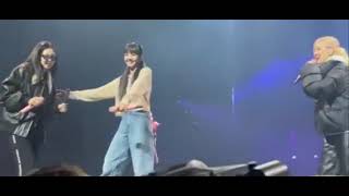 Chaennie Is Singing Lisas Rap Part