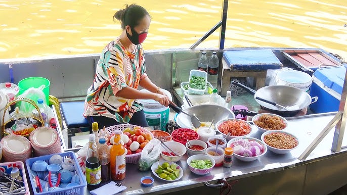 Bangkok Foodie on Instagram: Thailand's Largest Riverside Mall - ICONSIAM  in Bangkok It is so cool that it has an indoor floating market! Can't wait  to go back again ❤️🇹🇭