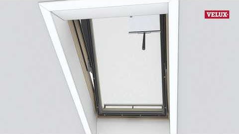 VELUX Roof Window - cleaning the window