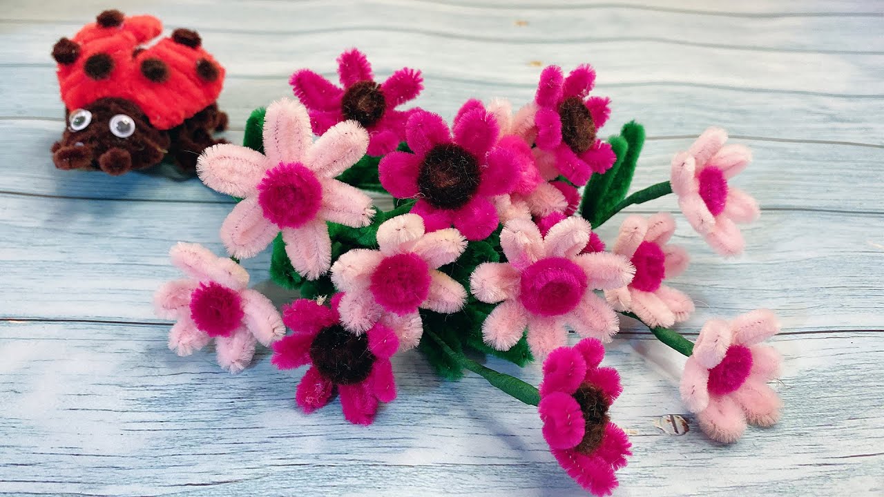 az モールフラワー　デイジー6束　枯れないお花　ハンドメイド　卒業・入学 モールフラワー(青) 枯れないお花 ハンドメイド - メルカリ