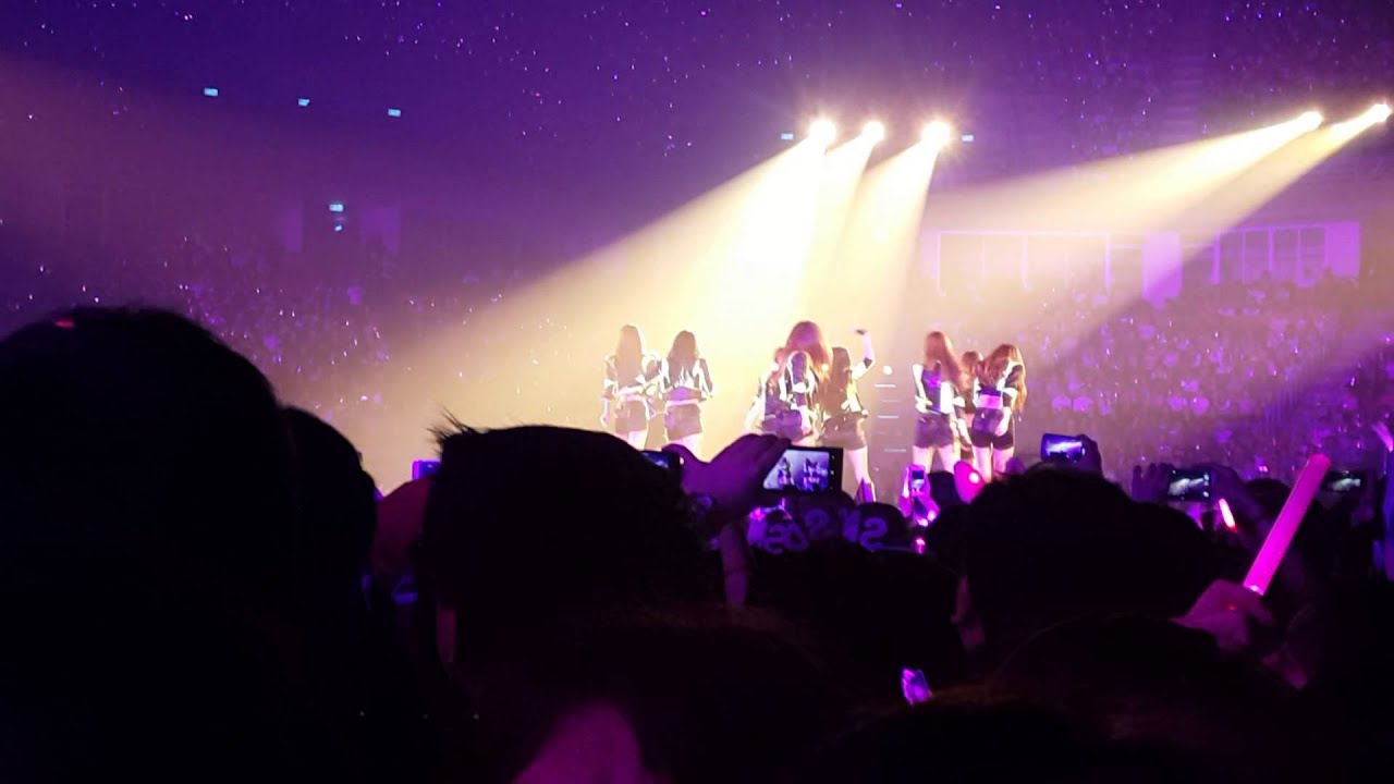 [FANCAM] 140111 SNSD - Flower Power @ Girls'Generation World Tour ...