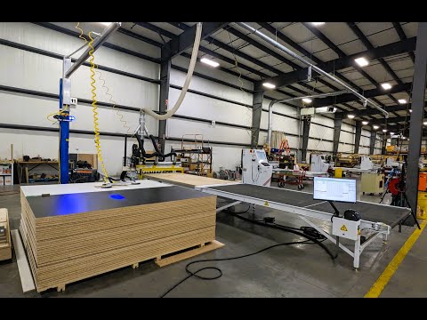 Quick Look at the Thermwood Model 43 Work Cell CNC Router