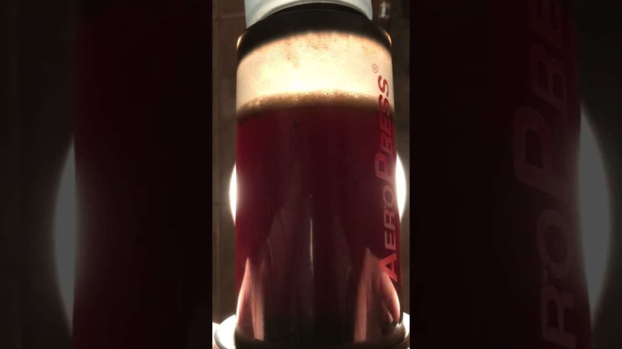 Jonathan Gagné's Aeropress recipe with new maneuver before and after 5 min stir