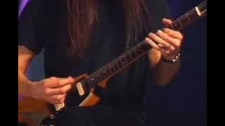 Paul Gilbert - Take Cover Demonstration in HQ (Mr Big)