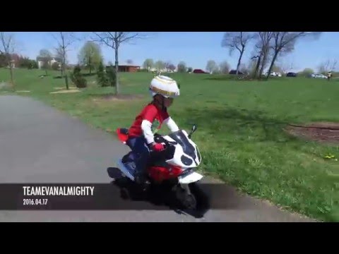 Kids Heavybike BMW Licensed Electric Battery Motorbike, For 6-9 Years