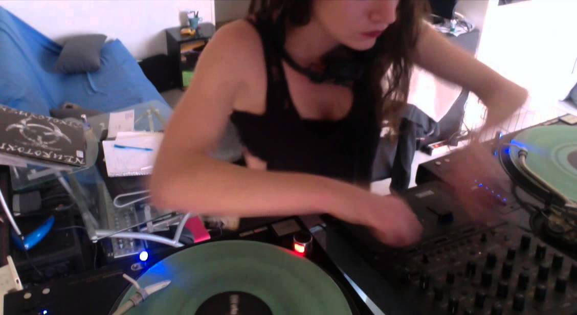 [Hardtechno/Schranz]  mix by Nyx / 2016