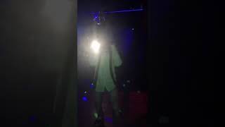 Lonte New Bitch video snap Live Performance