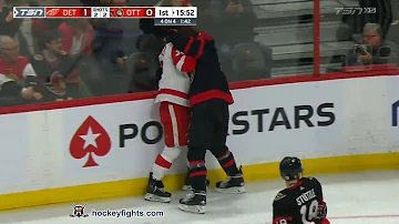 Tyler Bertuzzi vs Artem Zub Feb 28, 2023