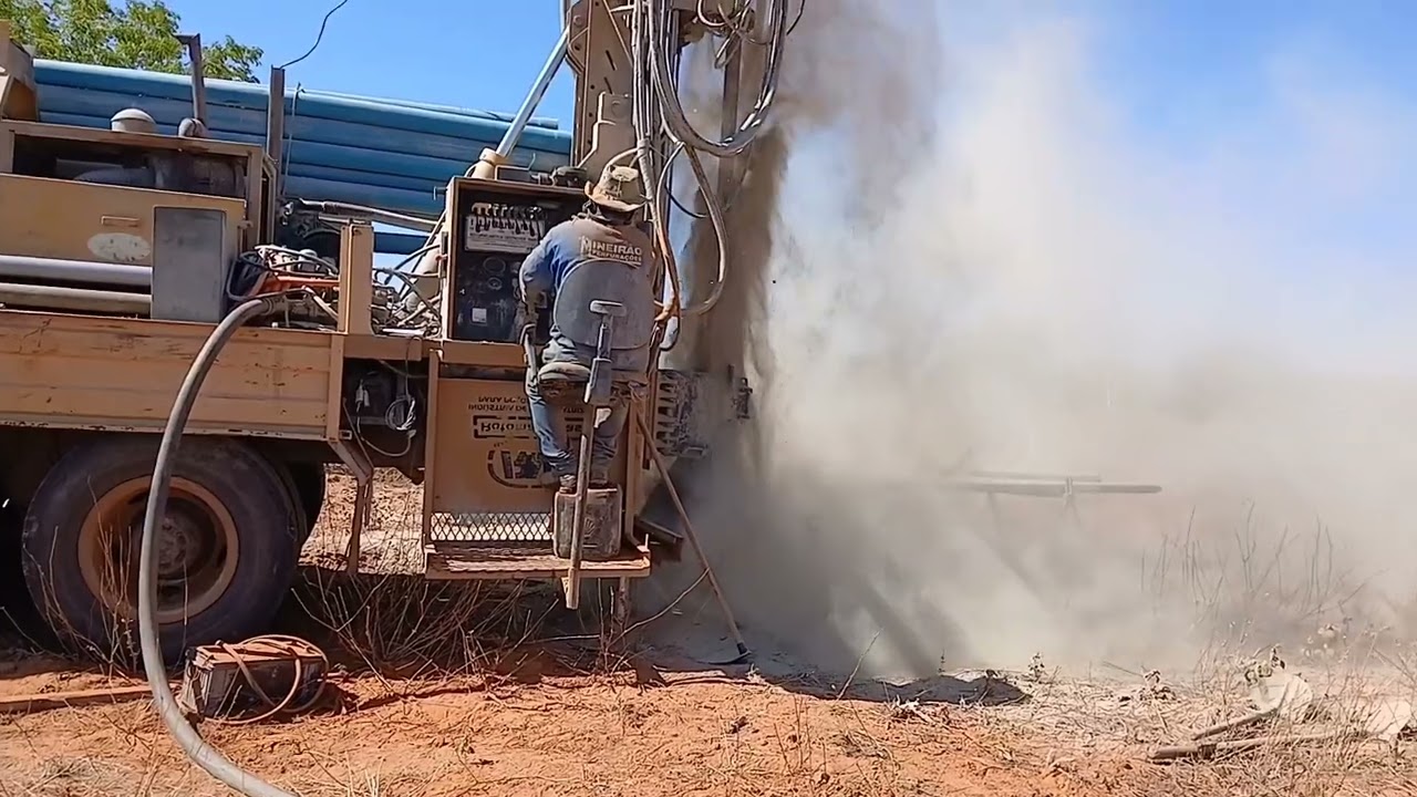 Perfuração do meu  poço  artesiano ! 