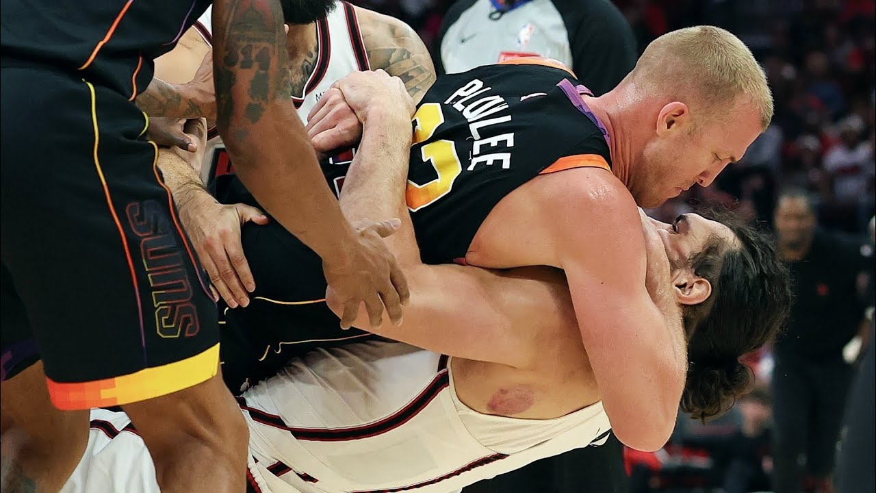Steven Adams, Mason Plumlee Ejected After On-Court Scuffle in Suns vs. Rockets.