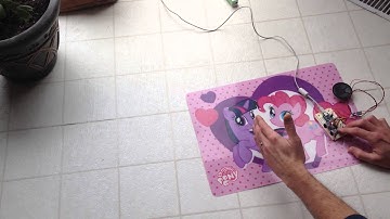 Arduino Ultrasonic Theremin "Mary Had a Little Lamb"