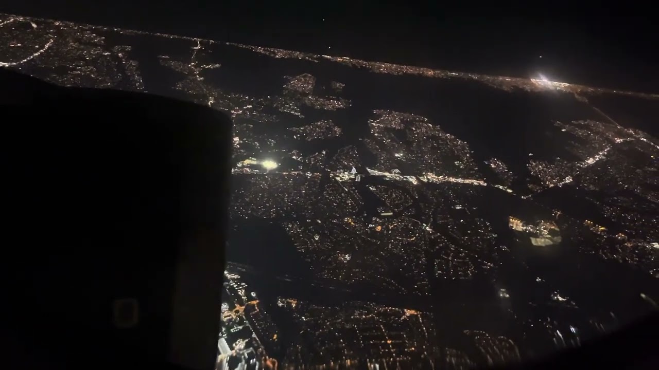 Frontier Taking Off From Newark Liberty International Airport